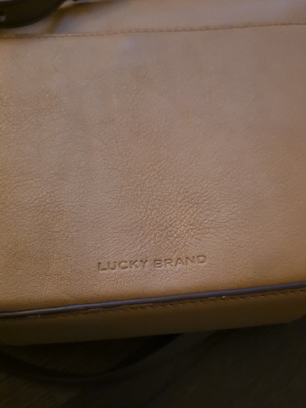 Lucky Brand Women's Dusty Sand Fora Crossbody Bag - Picture 2 of 5